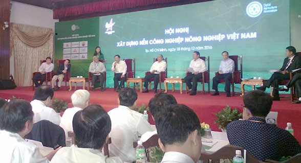 Hội nghị Xây dựng nền nông nghiệp công nghiệp Việt Nam