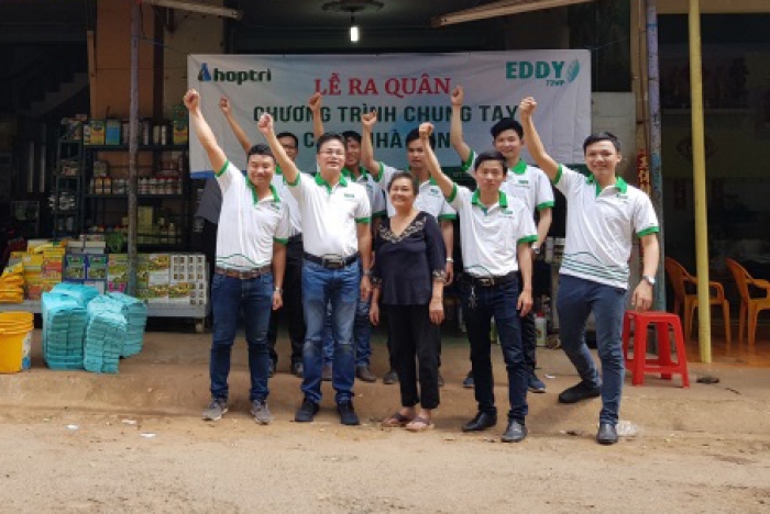 Hợp Trí ra quân thực hiện chung tay cùng nhà nông vụ Hè Thu 2018